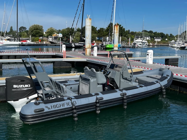 Wynajmij Highfield Patrol 660 w La Forêt-Fouesnant