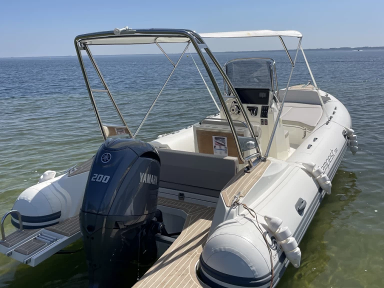 Capelli Tempest 700 Sun między profesjonalistami a osobami prywatnymi w Biscarrosse