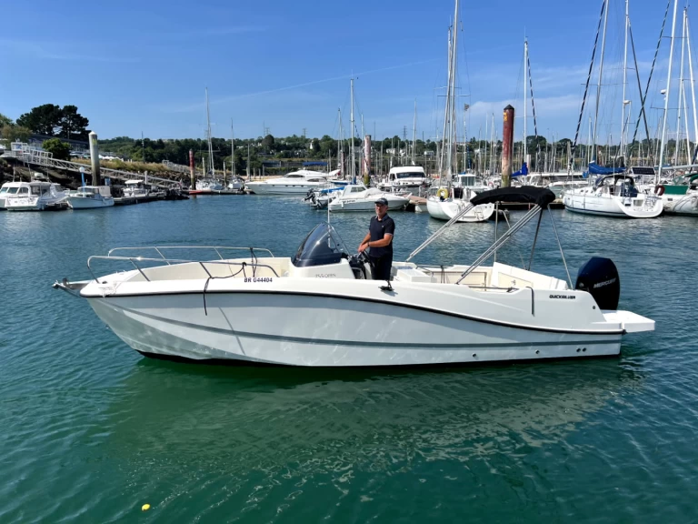 Wynajem w Brest- Quicksilver Activ 755 Open na SamBoat