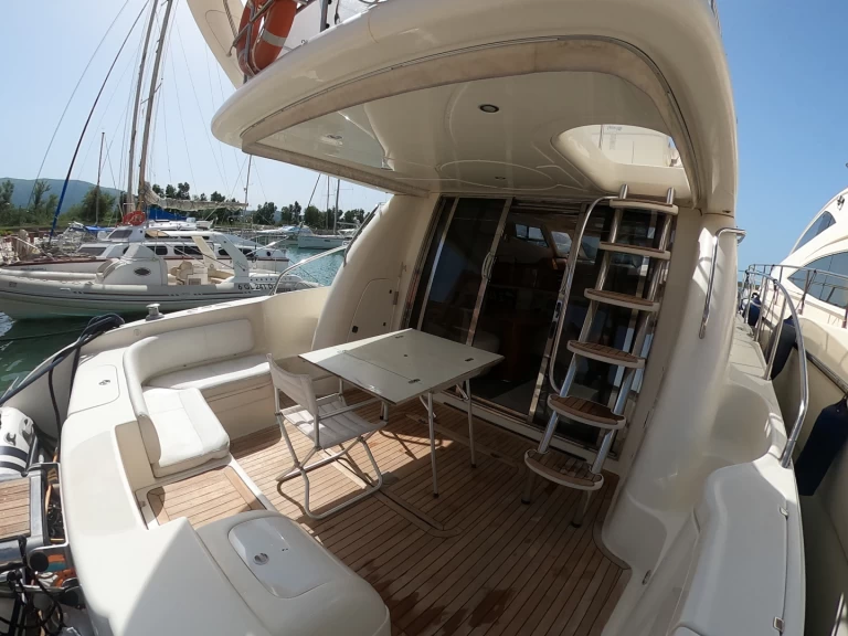 Wynajem łodzi Cranchi Atlantique 48 w Himarë na SamBoat 