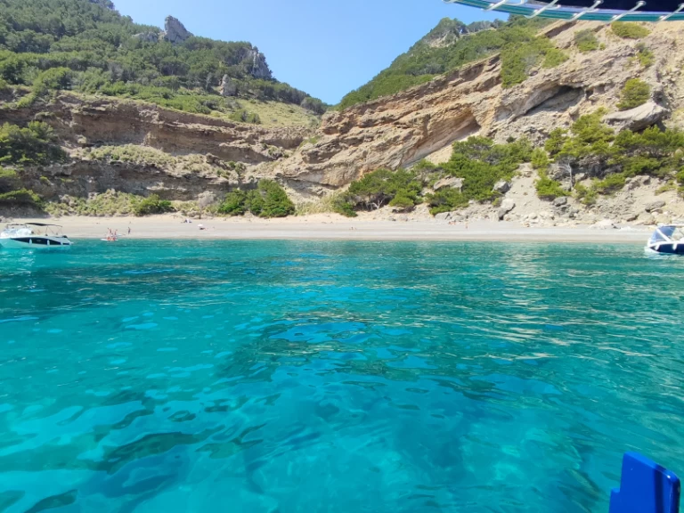 Wynajem Motorówka Copino z patentem 