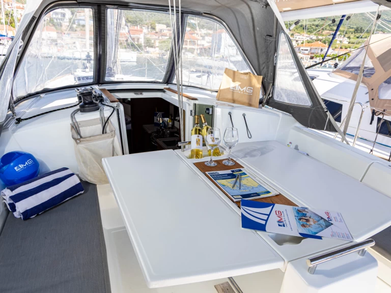 Wynajmij Żaglowiec z lub bez skippera Bénéteau w Palairos