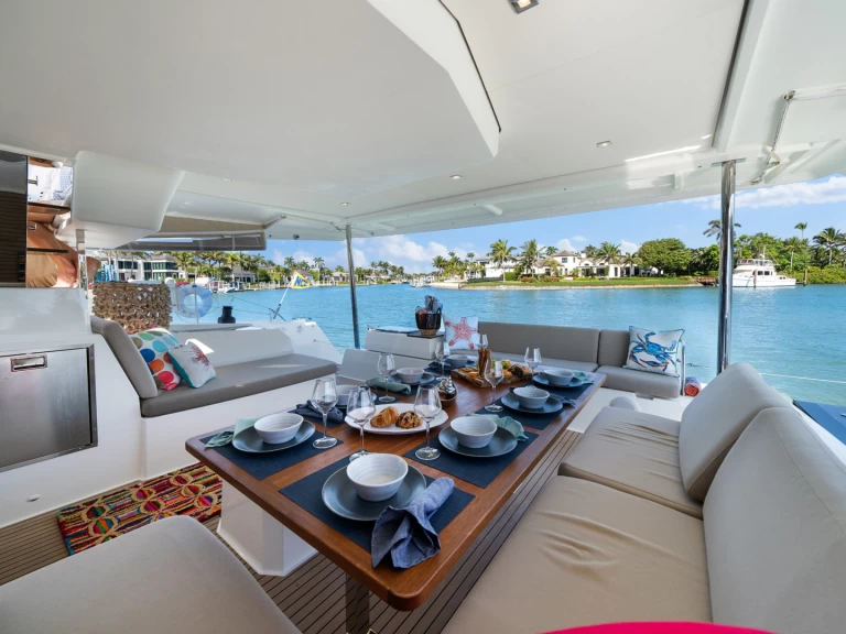 Wynajmij Katamaran z lub bez skippera Fountaine Pajot w Marsh Harbour