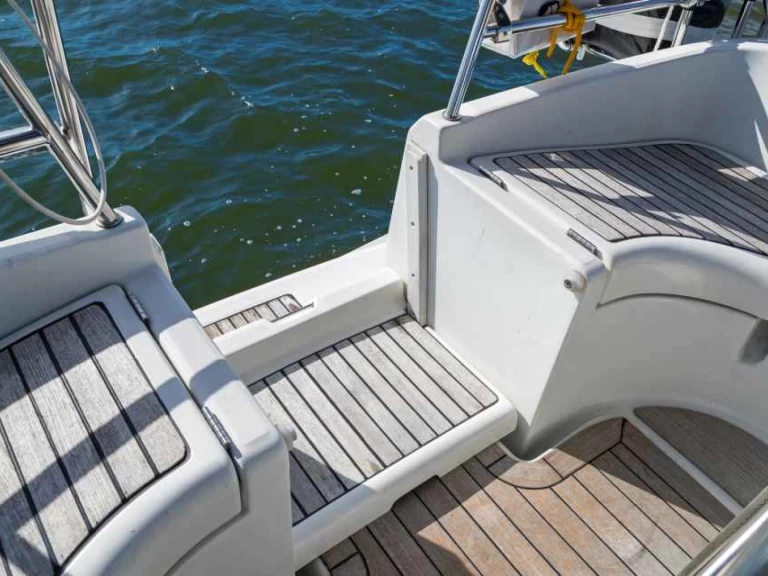 Wynajem łodzi Póros (City) tanio Oceanis 361