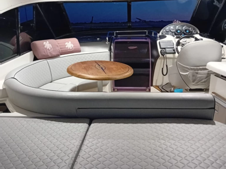 Wynajem Motorówka Bavaria z patentem 