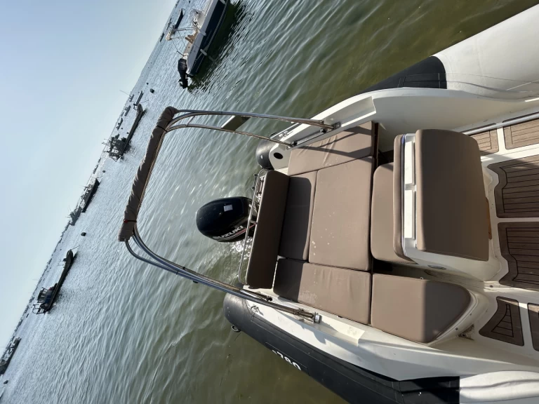 Sacs Sacs S 780 między profesjonalistami a osobami prywatnymi w Le Canon