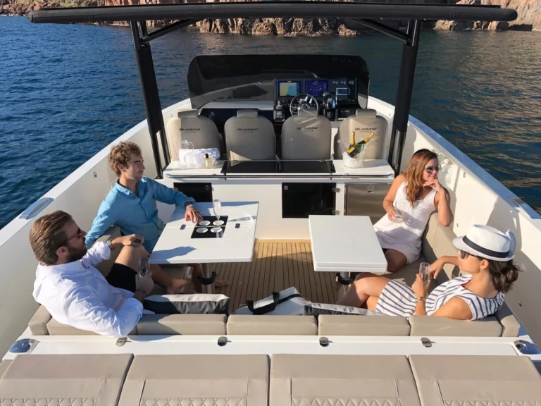 Wynajmij Motorówka z lub bez skippera DEANTONIO YACHTS w Denia