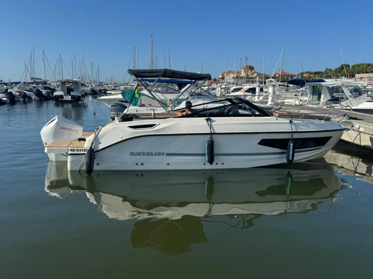 Wynajmij Quicksilver Activ 755 Cruiser w Hyeres