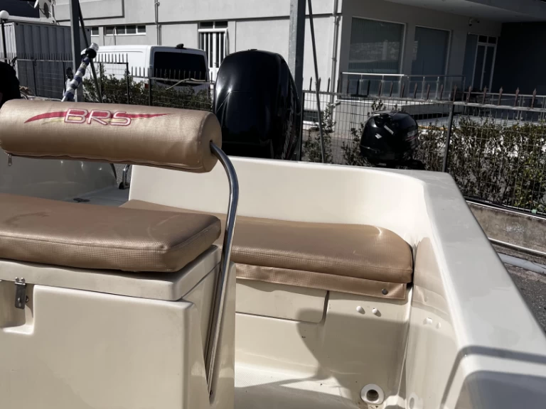 Wynajem Motorówka BRS z patentem 