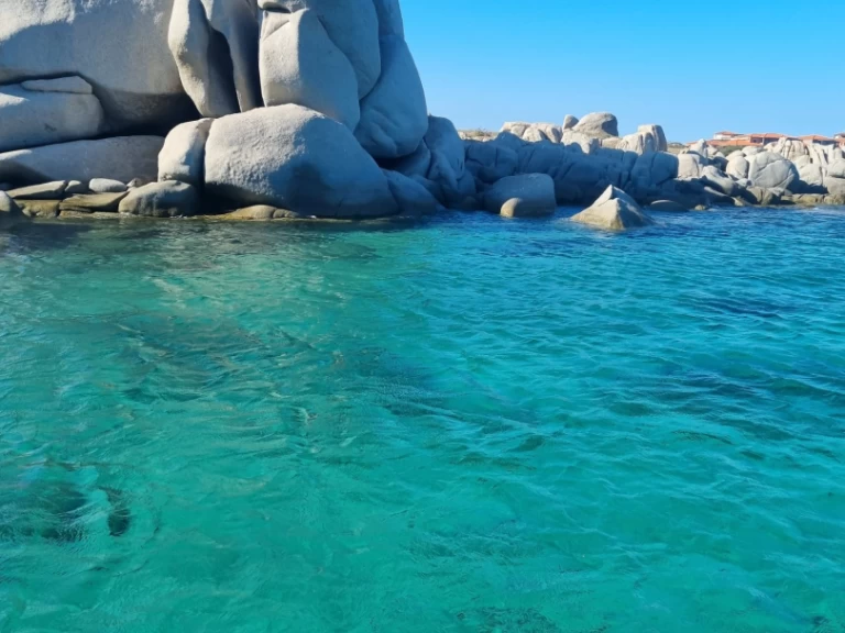 Wynajmij Łódż półsztywna z lub bez skippera Capelli w Porticcio