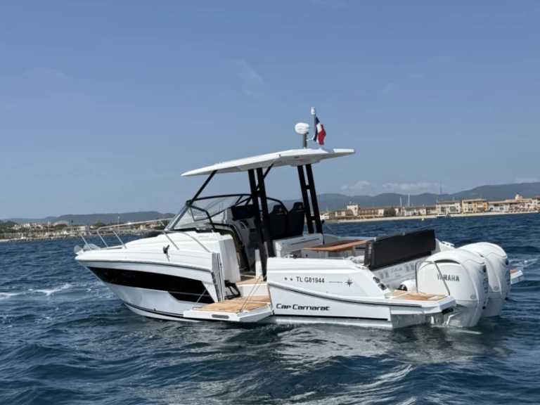 Wynajem w Port Grimaud- Jeanneau Cap Camarat 9.0 WA na SamBoat