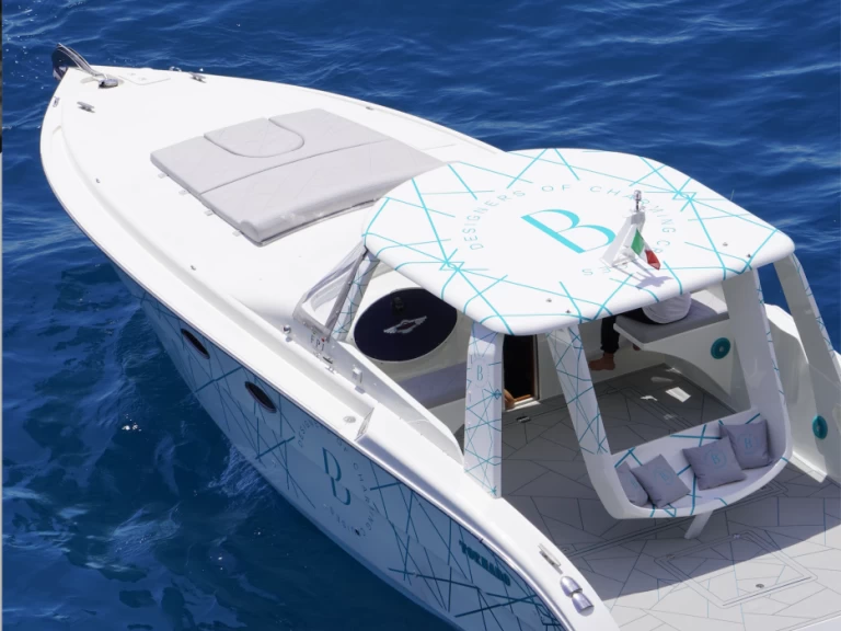 Wynajem w Amalfi- Tornado Tornado 38 Flush Deck na SamBoat