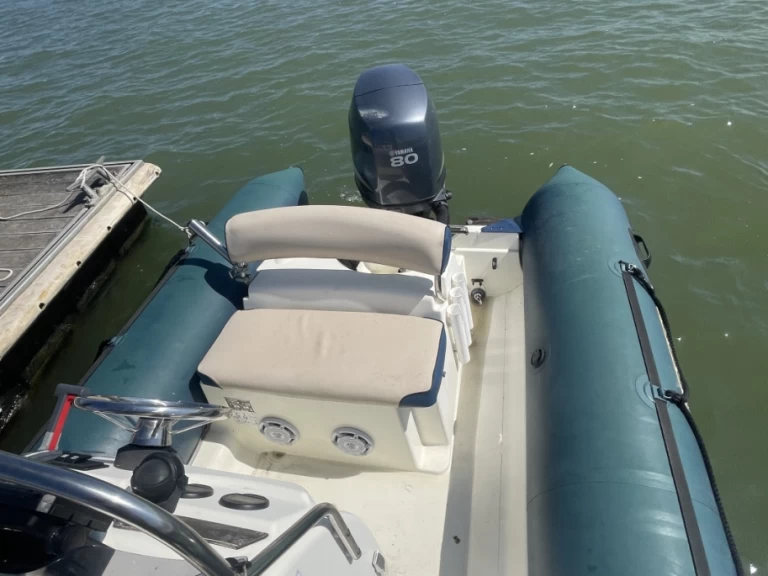 Wynajem łodzi La Plaine-sur-Mer tanio Sunrider 550 Bleu