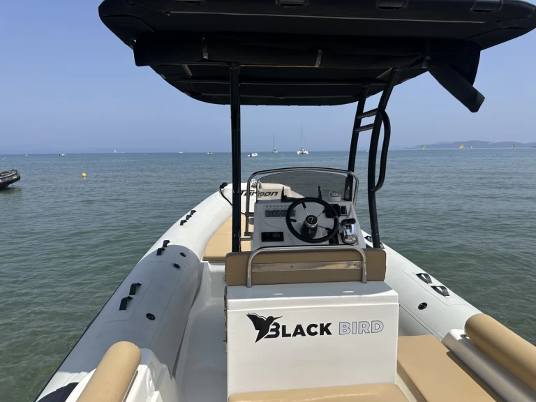 Tarpon Tarpon 790 Lx między profesjonalistami a osobami prywatnymi w Hyeres