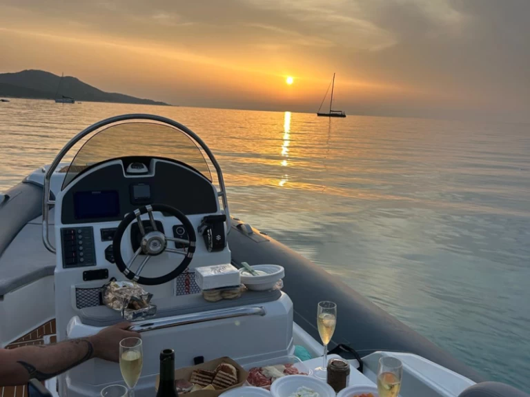 Wynajmij FANALE MARINE FALCHETTU w Saint-Florent