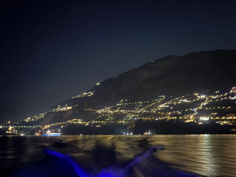 Wynajem łodzi Eolo EOLO 6.9 w Salerno na SamBoat 