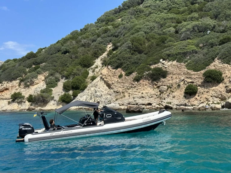 Wynajem Łódż półsztywna Brig z patentem 