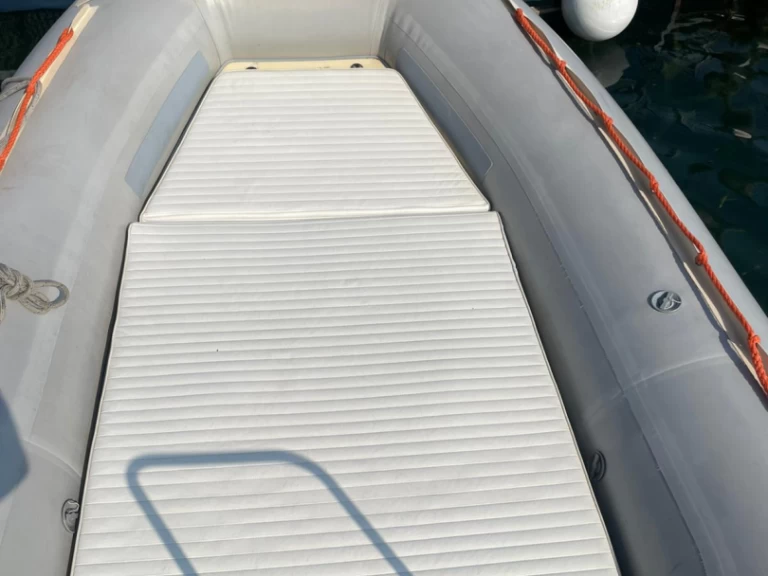 Wynajem Łódż półsztywna Gommorizzo z patentem 