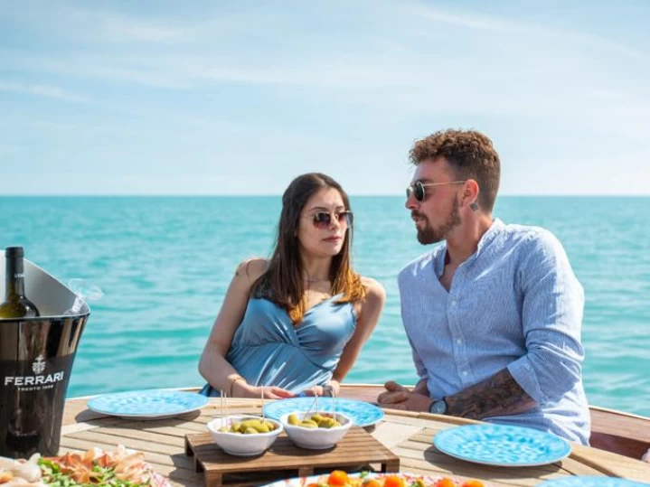 Wynajmij Motorówka z lub bez skippera Jeanneau w Vieste