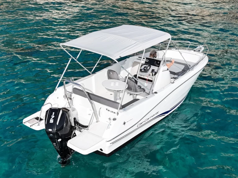 Wynajem łodzi Jeanneau CAP CAMARAT 6,5 CC Style w Marina Botafoch na SamBoat 