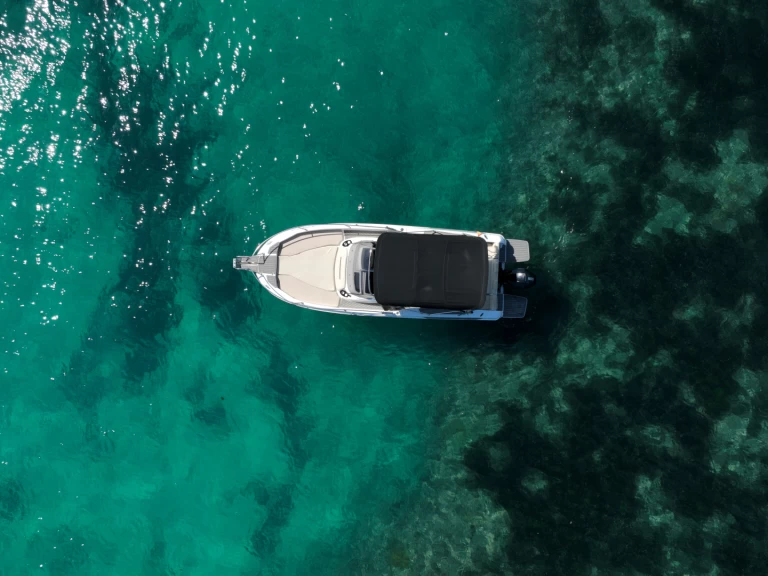 Wynajem Motorówka Karnic z patentem 