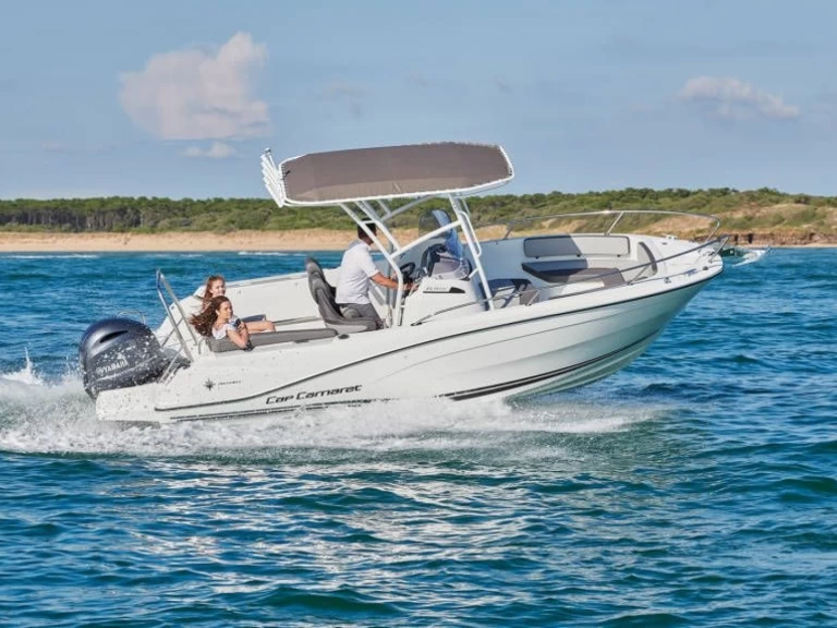 Wynajem łodzi La Forêt-Fouesnant tanio Cap Camarat 6.5 CC Serie 3