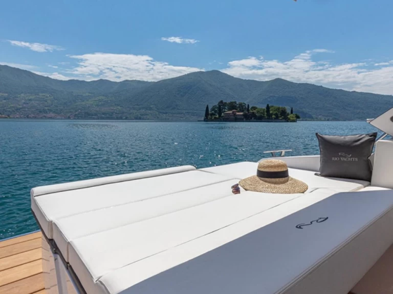 Wynajmij Rio Yachts Parana 38 w Capri