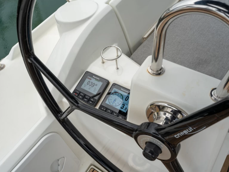 Wynajem łodzi Salerno tanio Oceanis 34.1