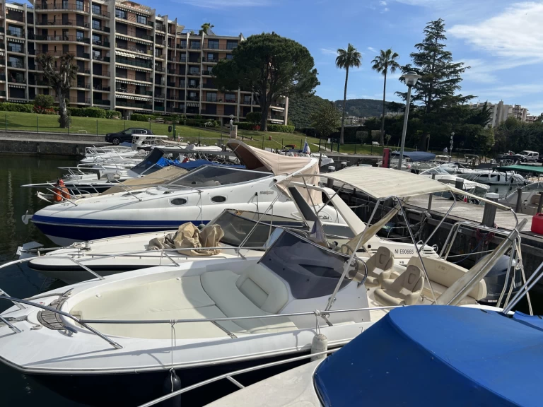 Wynajem łodzi Mandelieu-la-Napoule tanio Key Largo 24