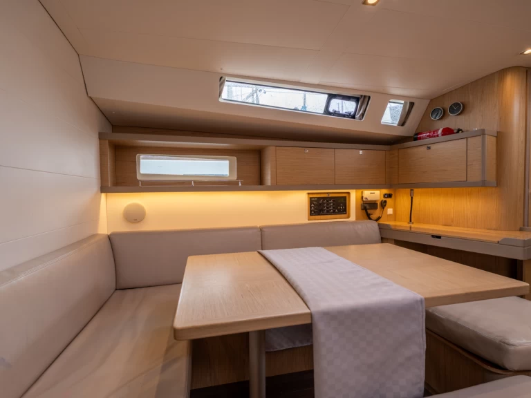 Żaglowiec do wynajmu w Salerno w najlepszej cenie