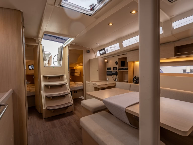 Wynajem łodzi Bénéteau Oceanis 37.1 w Salerno na SamBoat 