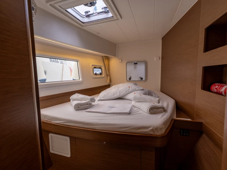 Wynajem Katamaran w Salerno - Lagoon Lagoon 42