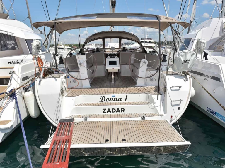 Wynajem Żaglowiec w Biograd na Moru - Bavaria Cruiser 51