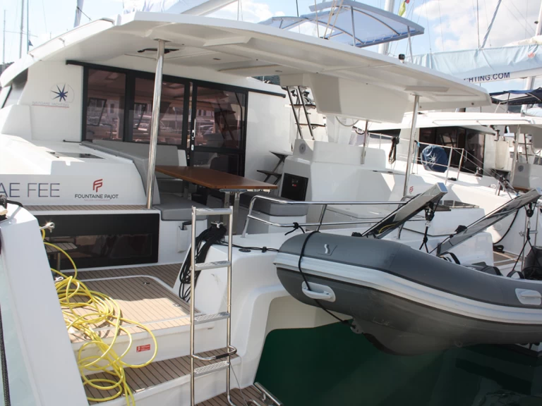 Wynajmij Fountaine Pajot Astrea 42 w Donji Seget