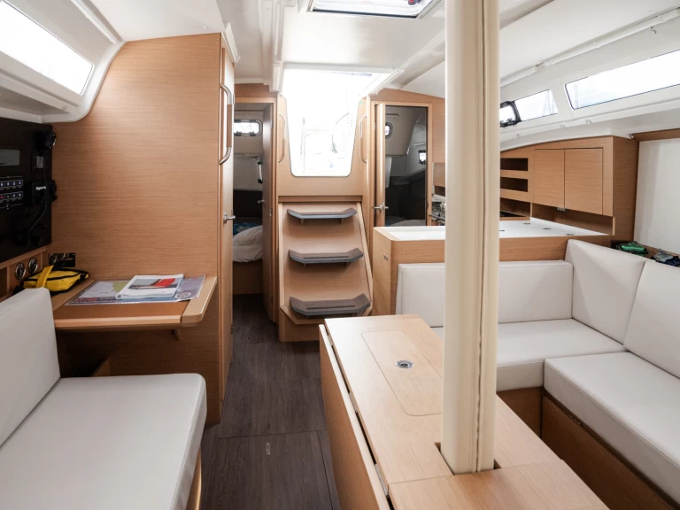 Wynajmij Żaglowiec z lub bez skippera Jeanneau w Castiglioncello