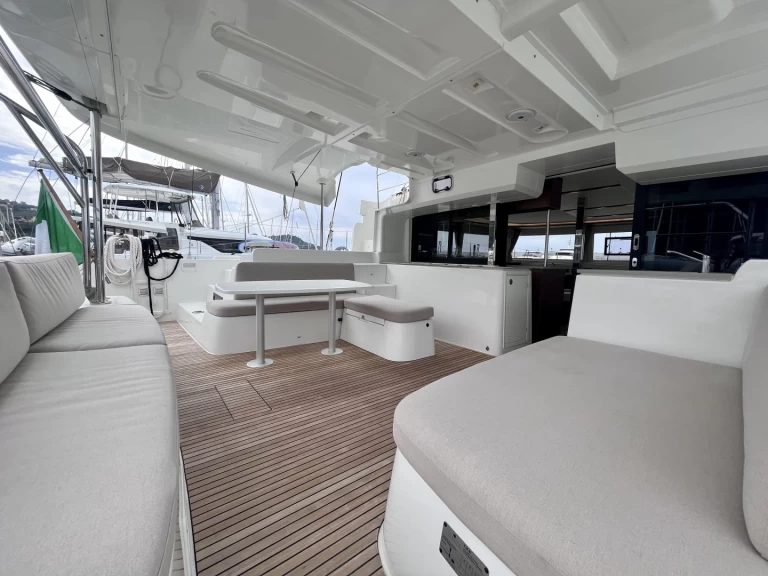 Wynajem w Capo d'Orlando- Lagoon Lagoon 46 na SamBoat