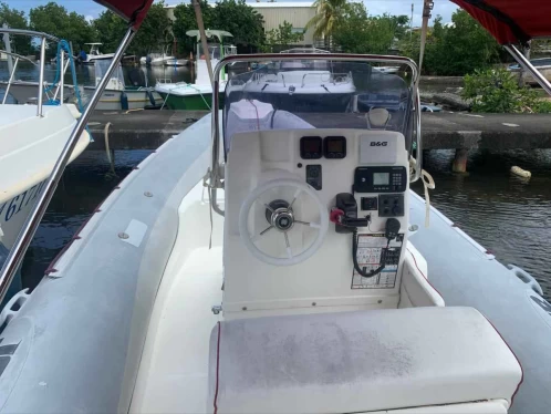 Wynajmij Łódż półsztywna z lub bez skippera Joker Boat w Saint-François