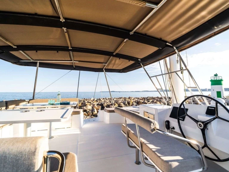 Wynajem łodzi Tortola tanio Kayachtic 