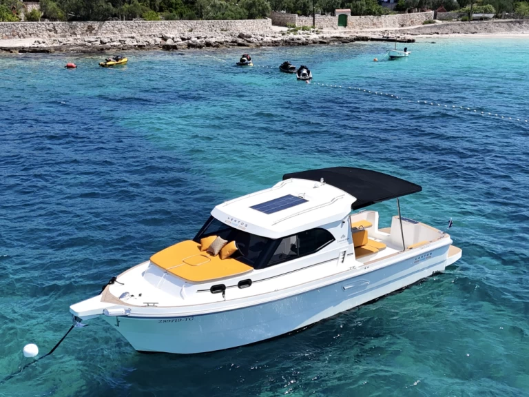 Wynajem łodzi Camaro 1000 w Trogir na SamBoat 