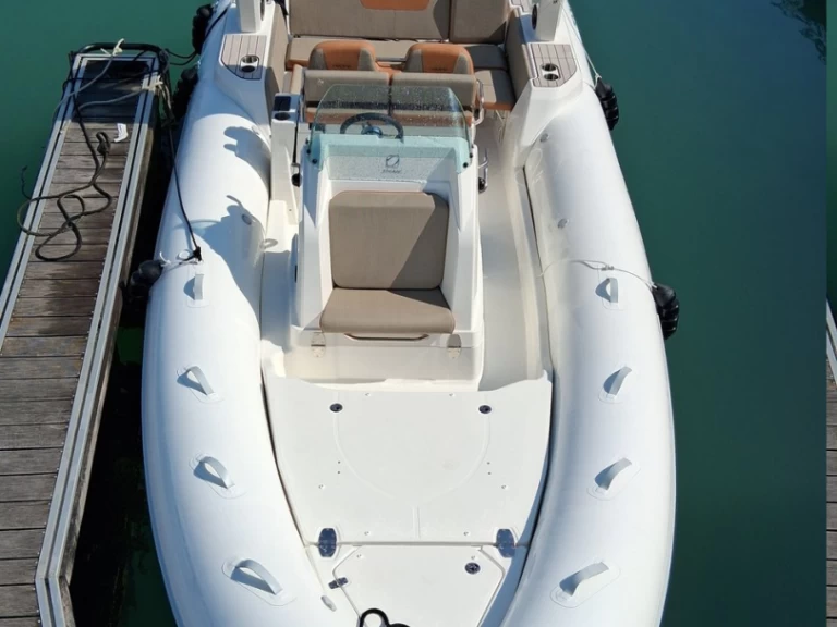 Wynajem łodzi Zodiac ZODIAC MEDLINE 7.5 w La Rochelle na SamBoat 
