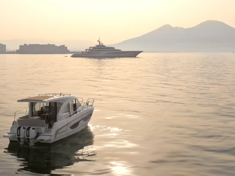 Wynajem w Neapol- Bénéteau Antares 11 na SamBoat