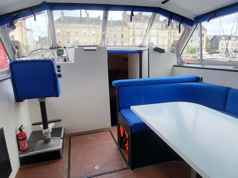 Porter and Haylett CONNOISSEUR 1135 między profesjonalistami a osobami prywatnymi w Redon