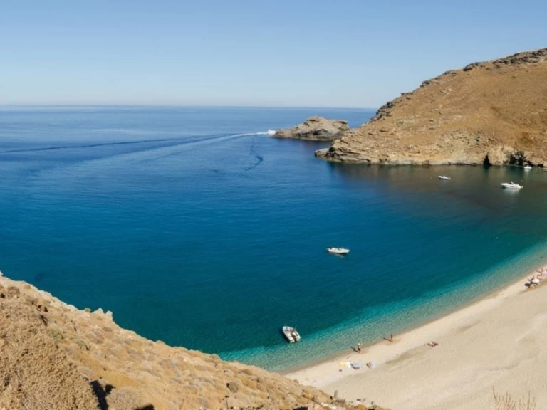 Tullio-Abbate elite 35 między profesjonalistami a osobami prywatnymi w Marina Aliki