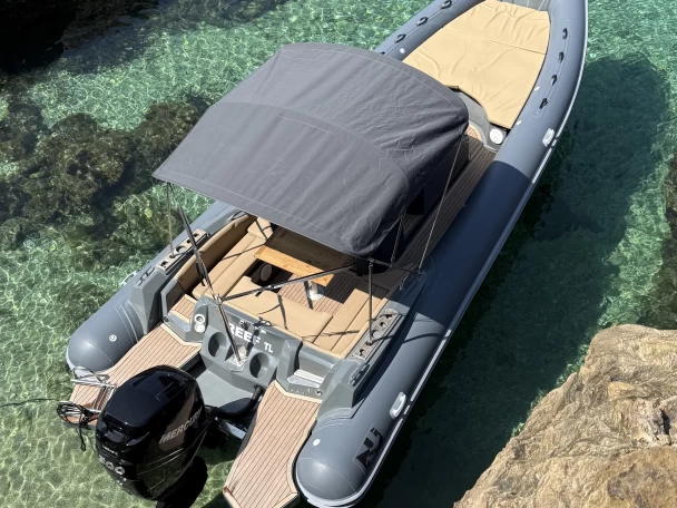 Wynajmij Jeanneau Cap Camarat 7.5 WA Serie 2 w Gapeau