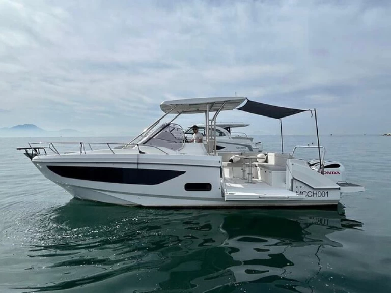 Motorówka do wynajmu w Neapol w najlepszej cenie