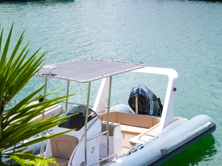 Wynajmij Łódż półsztywna z lub bez skippera Rib w Simpson Bay