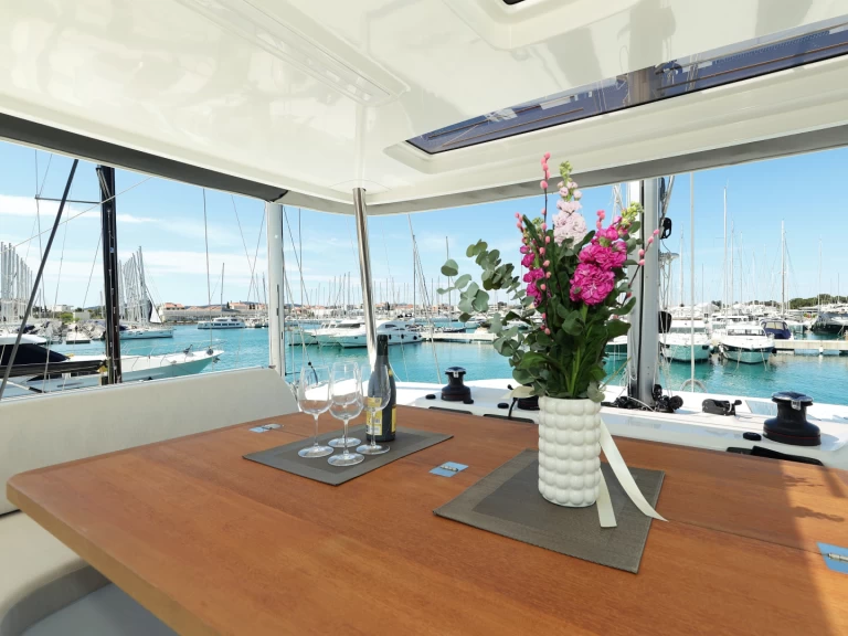 Lagoon Lagoon 55_5 Cabins między profesjonalistami a osobami prywatnymi w Sukosan