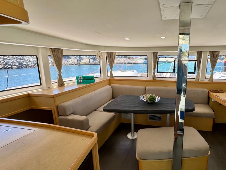 Wynajmij Lagoon Lagoon 42 w Marina Vallarta