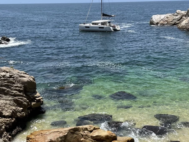 Wynajmij Katamaran z lub bez skippera Lagoon w Marina Vallarta