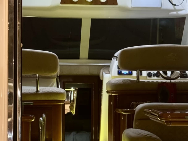 Motorówka do wynajmu w Podstrana w najlepszej cenie